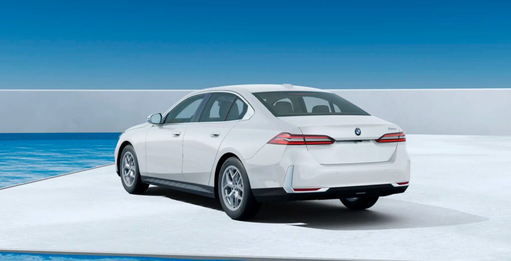 BMW-Serie-5-520d-nuevo-exterior-trasera-1
