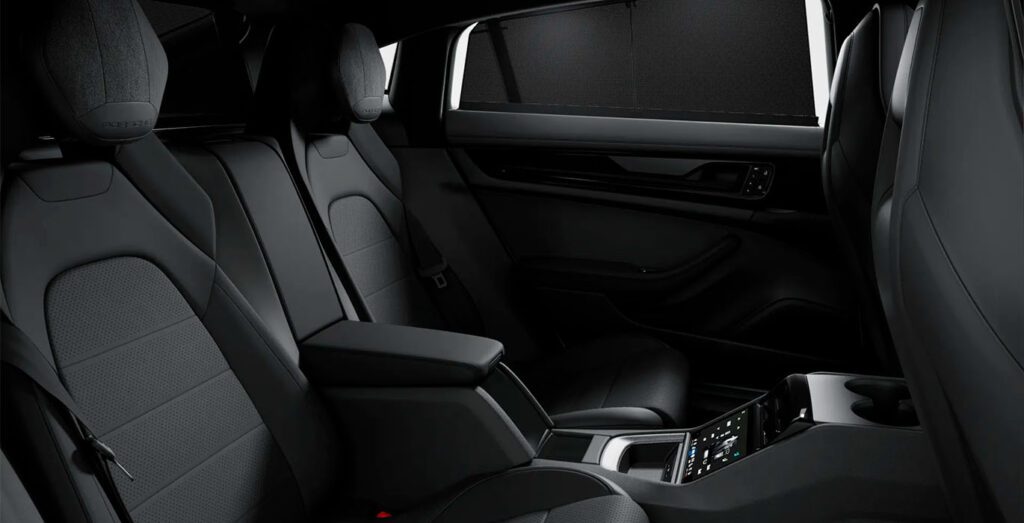 Porsche-Panamera-4-E-Hybrid-Executive-interior-trasera-1