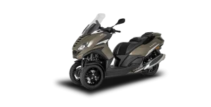 Renting PEUGEOT Metropolis 400 GT