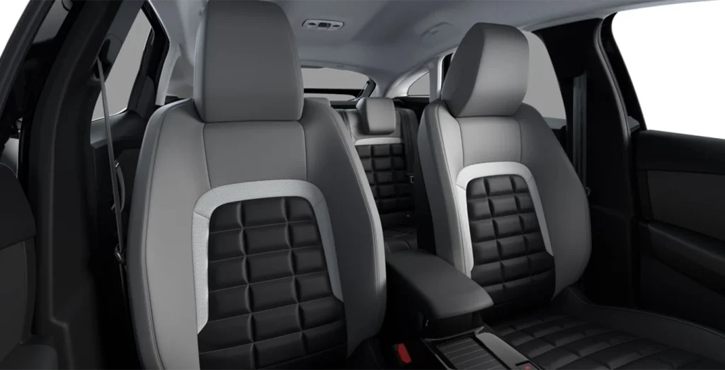 CITROEN-C4-Hybrid-Business-Edition-interior-trasera