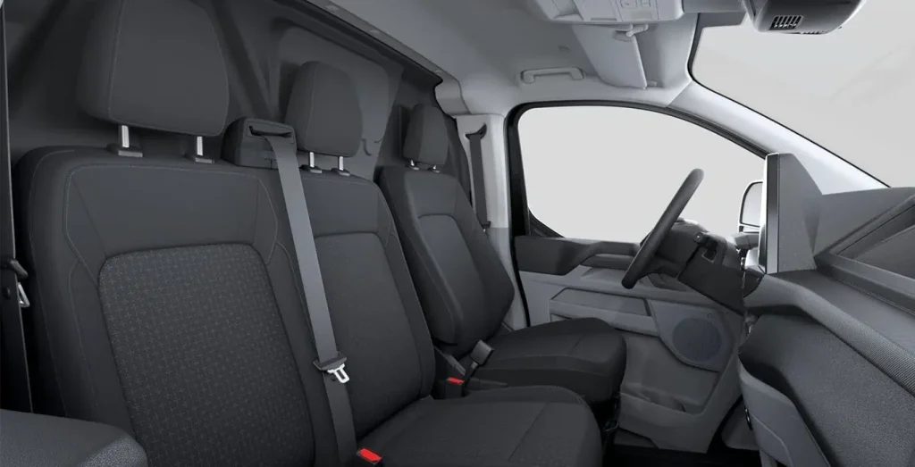 Ford-Transit-Custom-Van-320L1-BEV-Trend-136cv-AT-interior-trasera