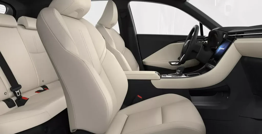 Lexus-LBX-1.5-HEV-Elegant-interior-delantera-II