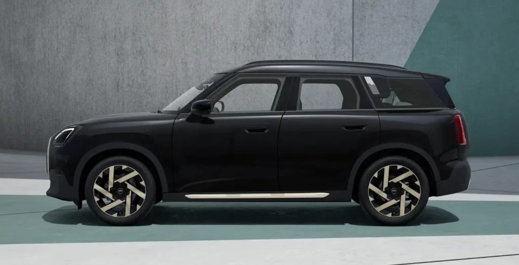 Mini-Countryman-D-Favoured-120kW-lateral