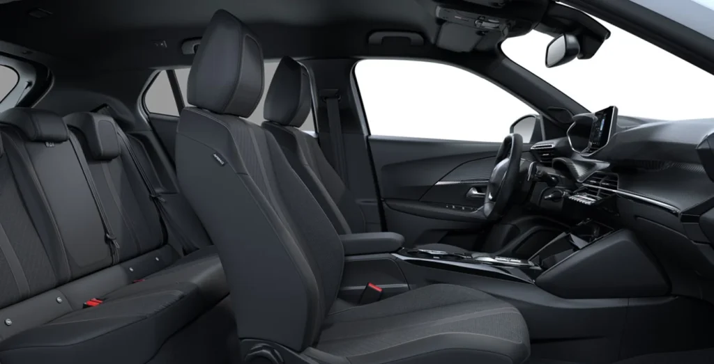 PEUGEOT-2008-Allure-Hybrid-145-eDCS6-interior-trasera
