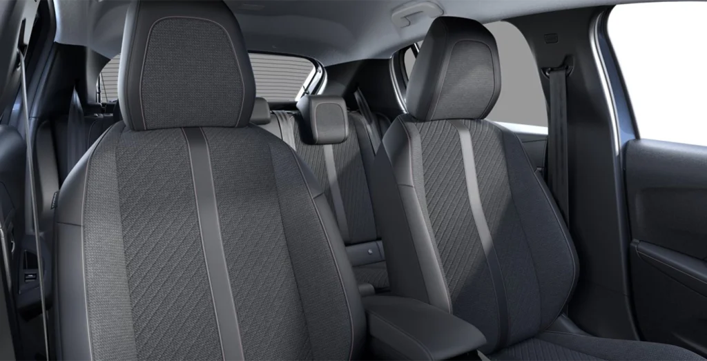 Peugeot-208-Allure-Puretech-100-interior-trasera